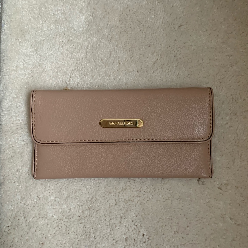 Micheal kors | tan nwot wallet